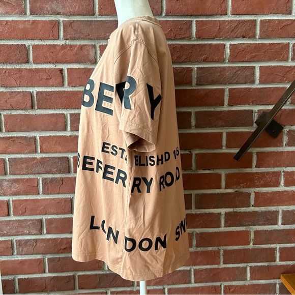 •Burberry Carrick Logo Crew Neck T-Shirt Size M Unisex NWOT - Picture 3 of 12